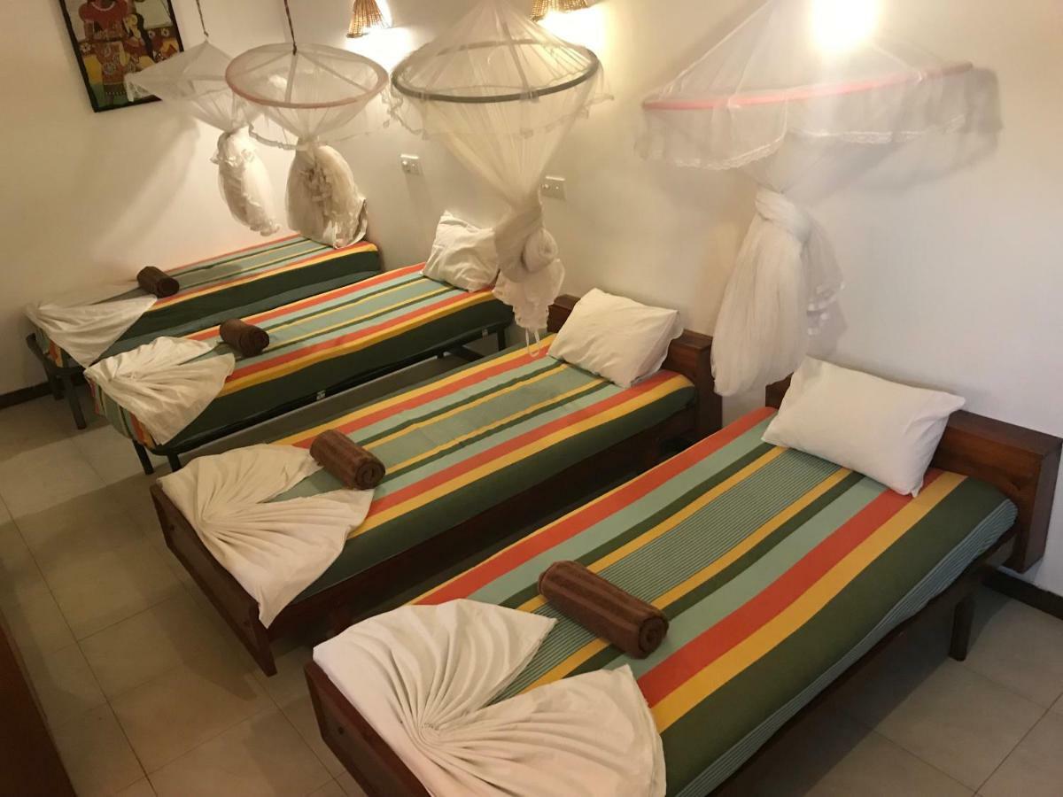 Star Holiday Resort Хикадува Екстериор снимка